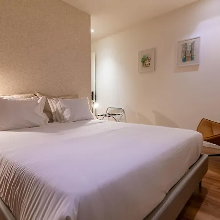 Гостевой дом Bemyguest - Casa Dos Azulejos 3*
